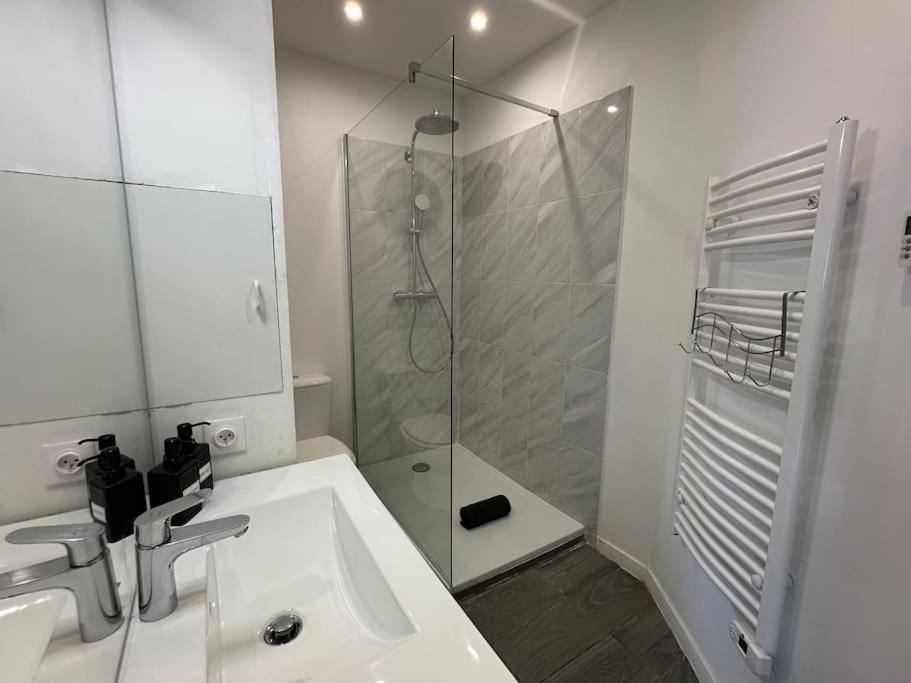 Constance 3 - Spacieux En Dernier Etage Antibes